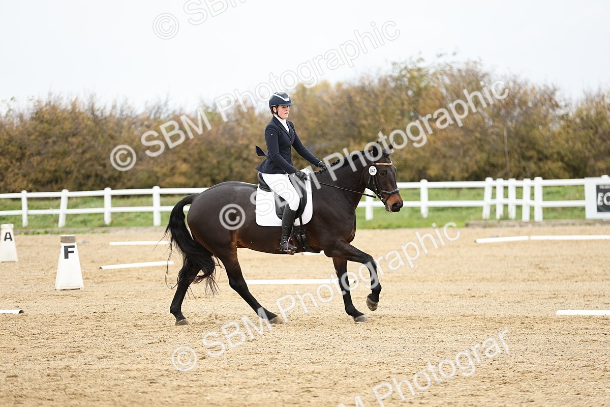 SBM_002966 - Class 8 - Novice 1