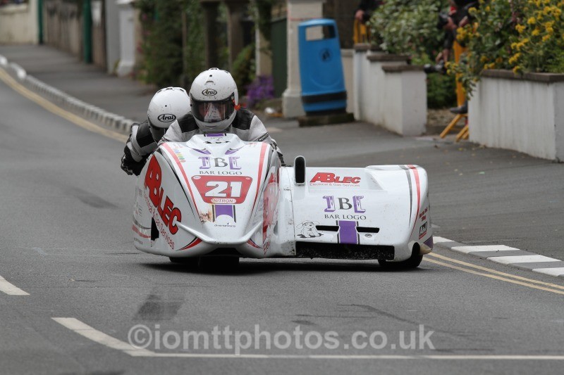 Darren Hope & Paul Bumfrey - Sure Sidecar Race 2