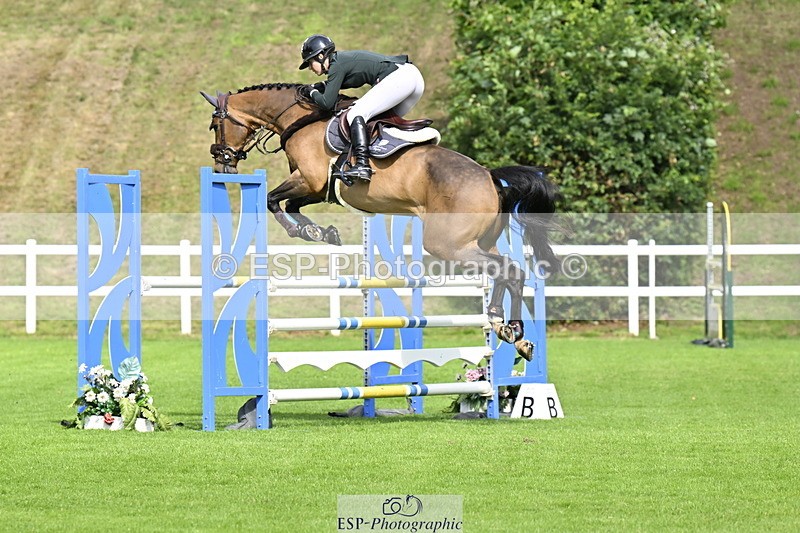 250613A-094353-00098 - Cls 1 Snr Newcomers and 1.10m Open