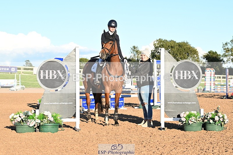 240912A-180331-02648 - Cls 7 Snr 90cm Open Speed Derby