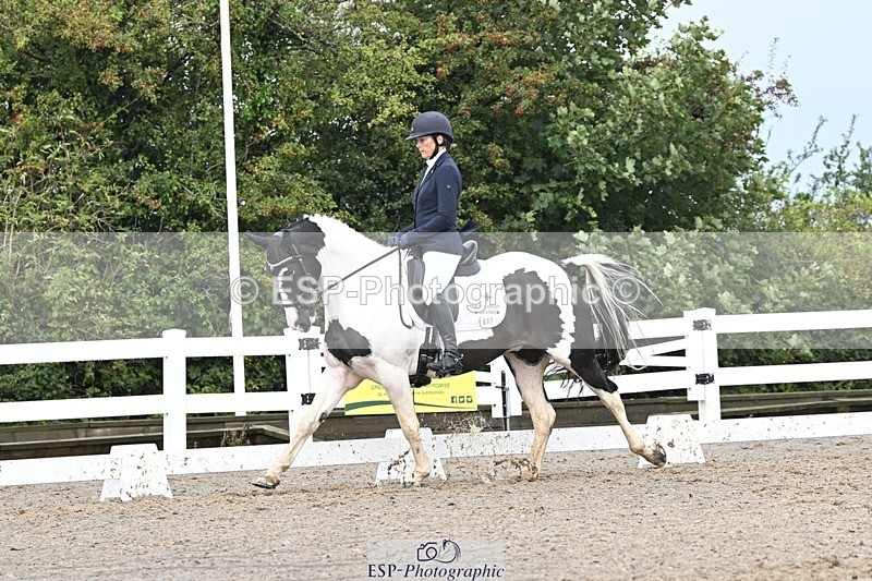 250907-111927-06612 - 077-Sarah.WallDerryroane.Lad
