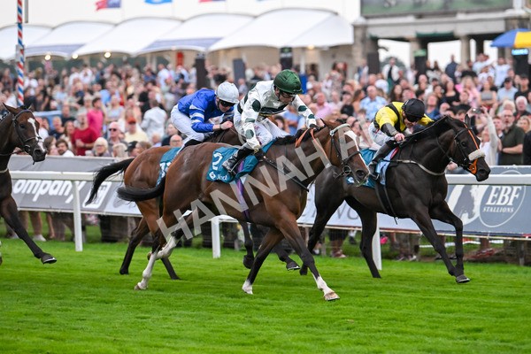 250725-Race 6-Luna A Inbhir Nis-6120 - Race 6 8.23pm Sky Bet Go-Racing-In-Yorkshire Summer Festival Handicap