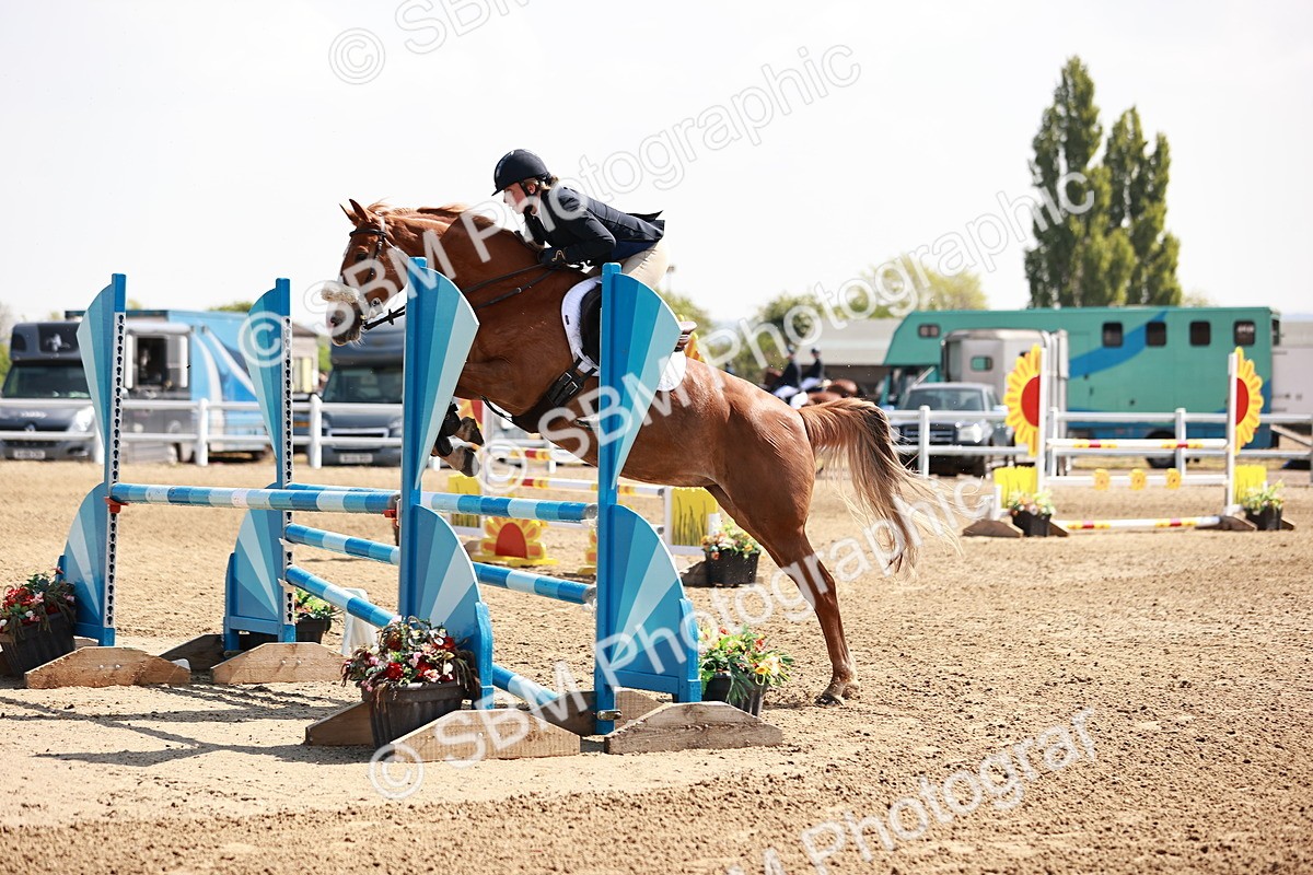  - Class 23 - Senior 1.05m