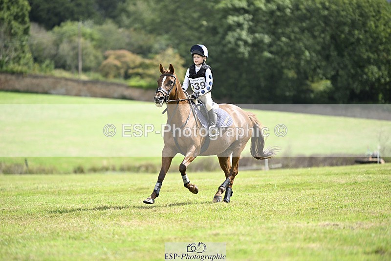 240825X-114546-32593 - 70cm XC 11.00 to 12.00