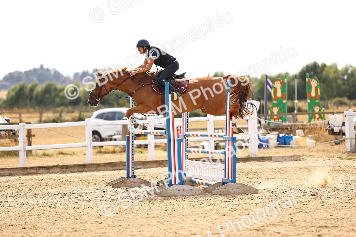 SBM_001676 - Class 6 - Senior Newcomers 1.10m