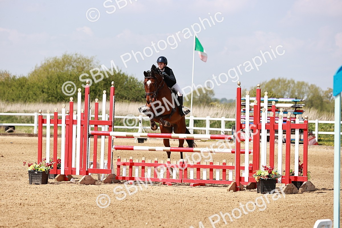  - Class 24 - Senior Newcomers - 1.10m