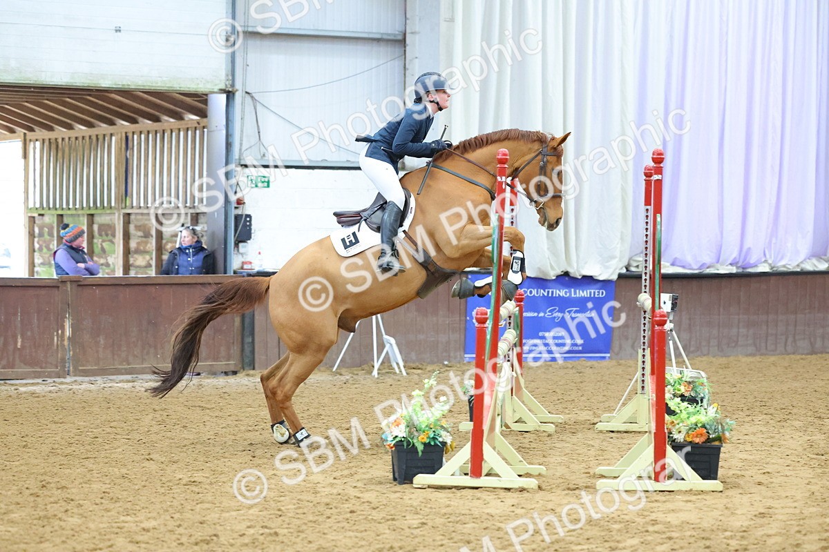 SBM_010710 - Class 23 - Senior Newcomers/ 1.10m Open - First Round (1.10m)