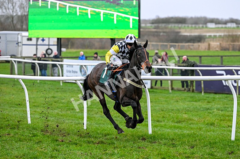 281225-Race 4-Ninna Collina-0780 - Race 4