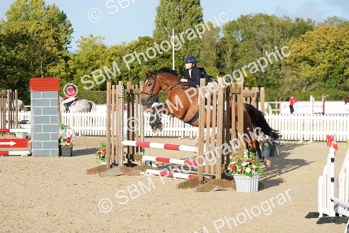 SBM_29354 - J44 - Horse & Hound Open 70cm