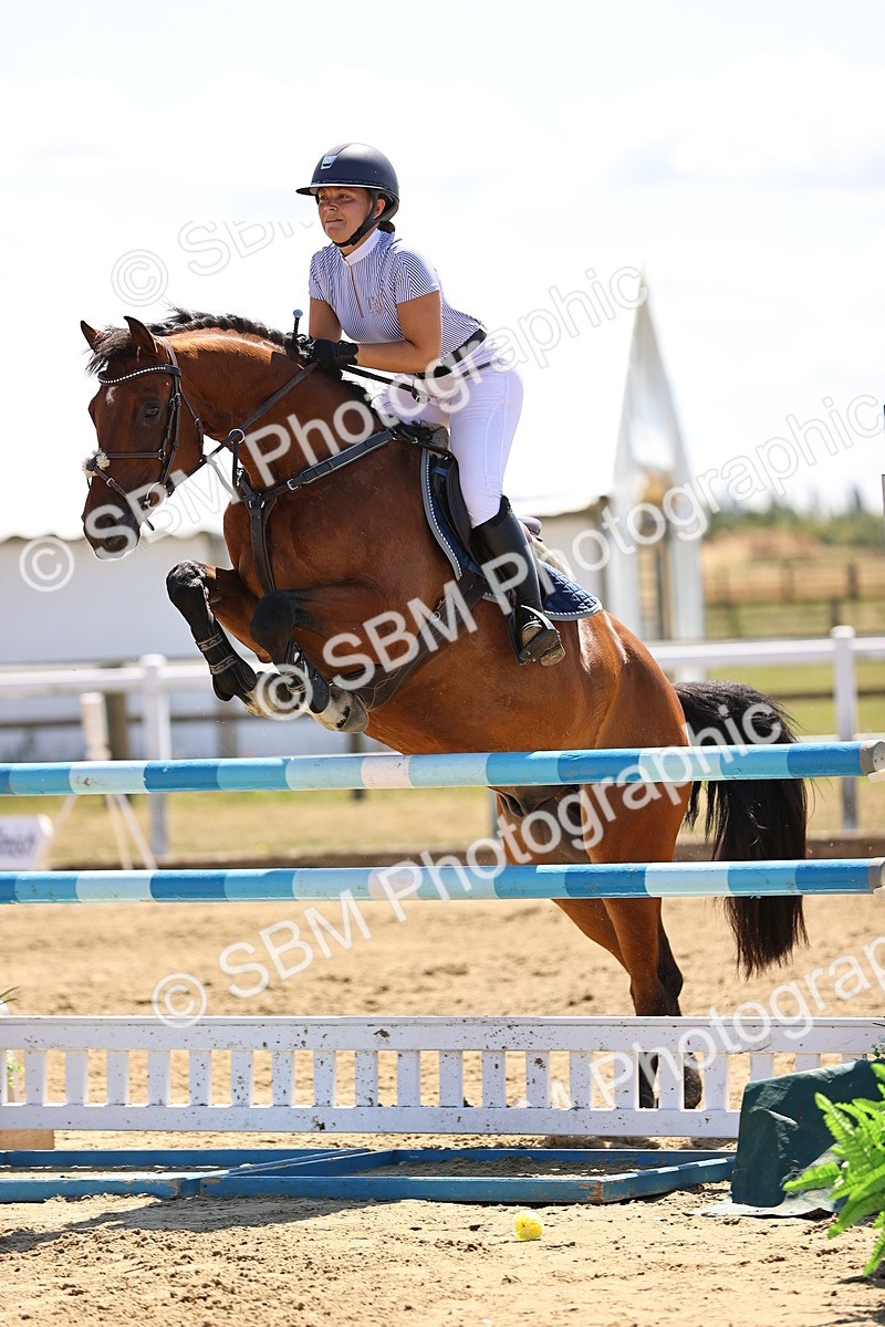 SBM_014868 - Class 15 - Senior Newcomers - 1.10m Open