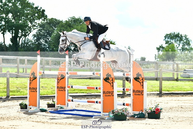 230720A-104956-01984 - Cls 5, 2 Star Medium 1.35m