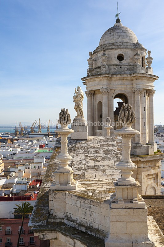 YR6M9612 - Worldwide