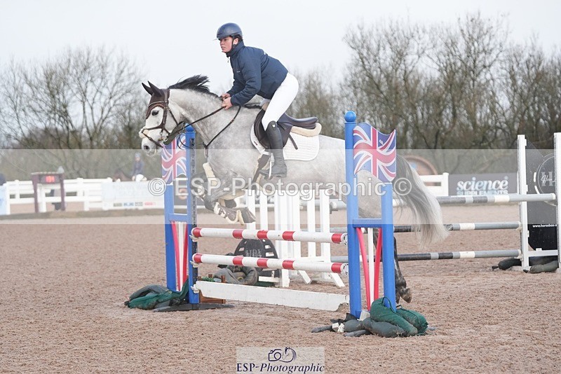 260201-095443-02922 - Cls 16 British Novice and 90cm