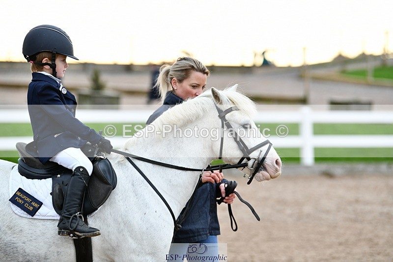 241013B-090037-00076 - Cls 1 Clear Round