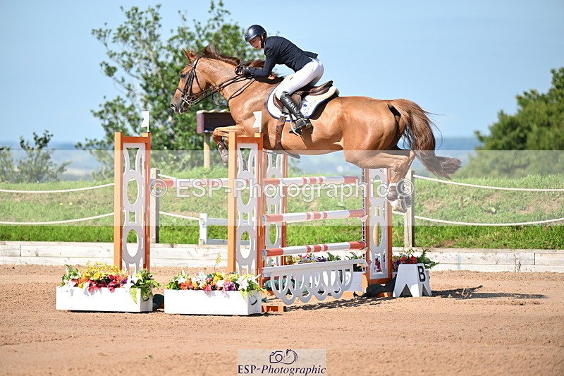 240718A-101141-04415 - Cls 1, 3 Star Small Tour 1.35m