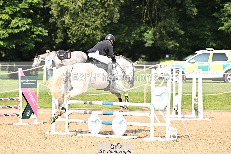 240818-093302-03411 - Cls 8A Snr British Novice