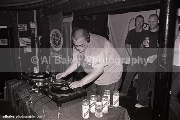 32 - Friends-&-Family @ the roadhouse 28.07.01