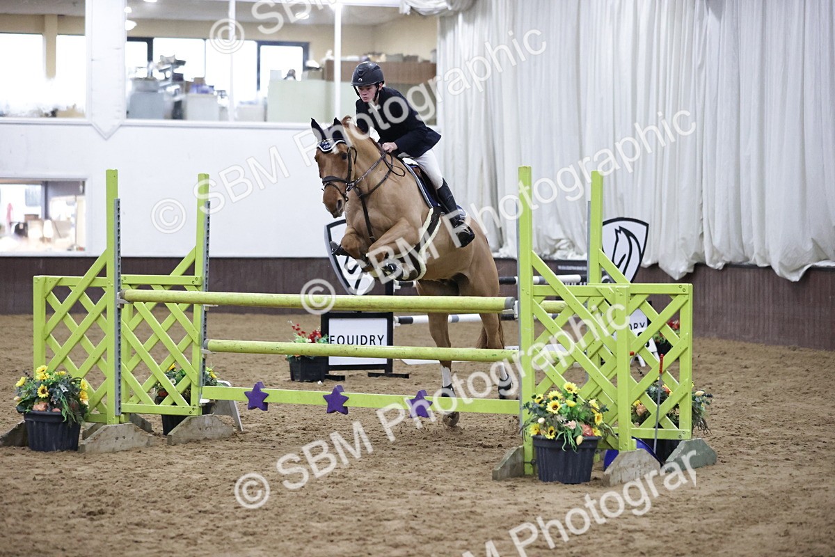SBM_001066 - Class 4 - Senior Newcomers/ 1.10m Open