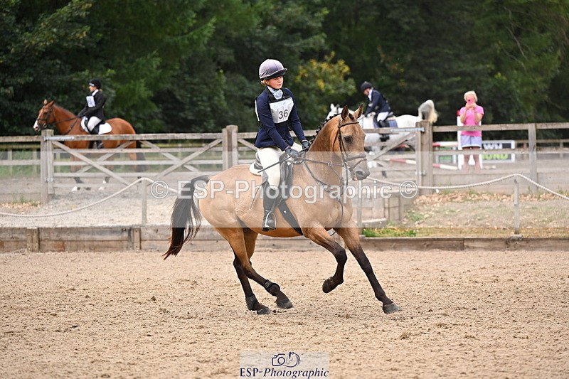 250802A-121633-02934 - A-036-Ottilie.de.Rouet-SILVERSPRINGS.CHATTERBOX