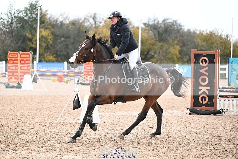 251105-095127-00058 - Clear round