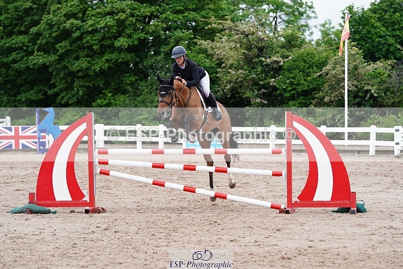 250524-122218-06581 - Cls 21 A&B Snr Disco & 1.00m Open