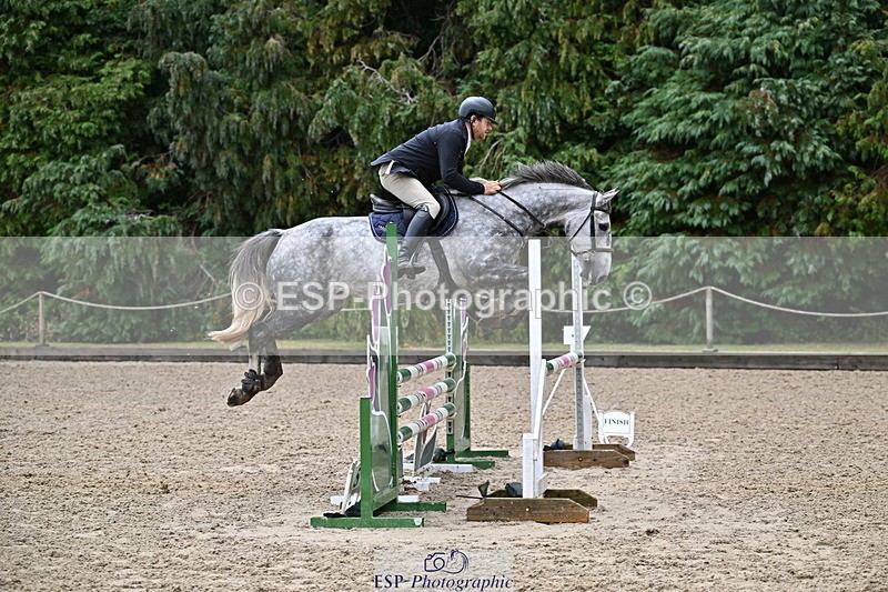 250831A-130259-10458 - Cls 42 Snr 1m Grand Prix