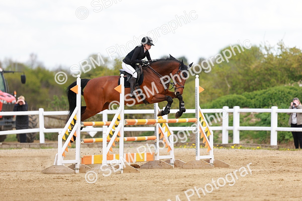 SBM_002202 - Class 4 - Senior Newcomers - 1.10m