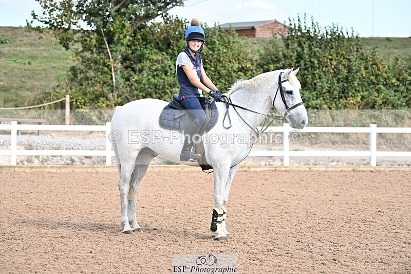 250821B-160726-00524 - Group A - Emily