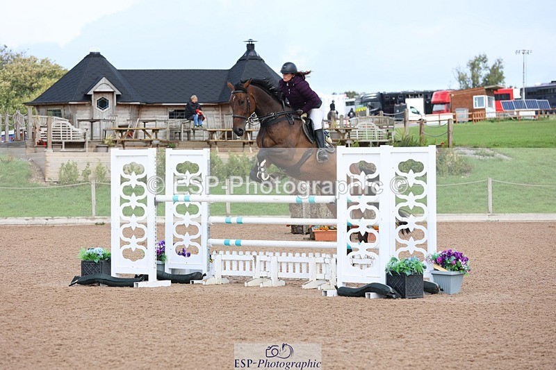 250911-121148-01366 - Cls 3 Snr Foxhunter