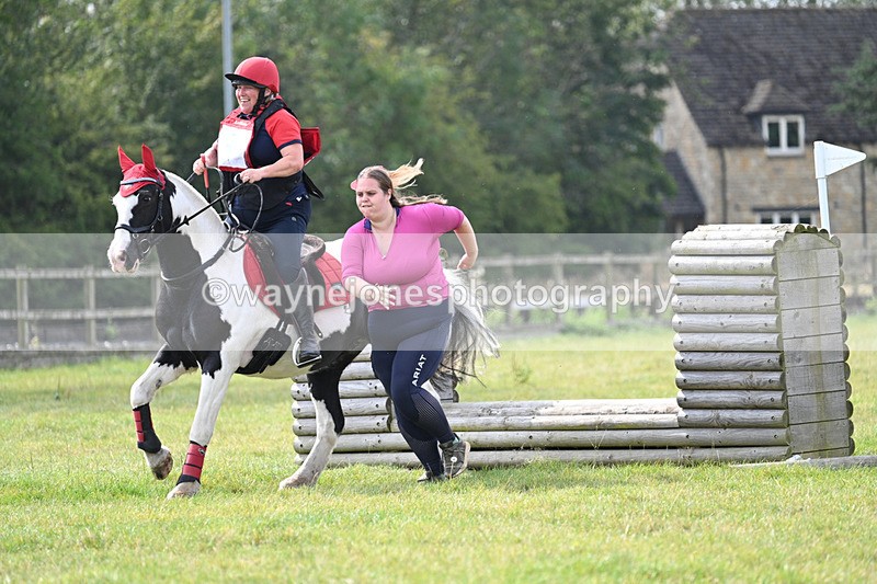 WJ7_6117 - 40cm XC Time 10:57 to 11:30