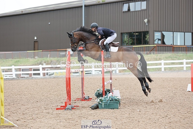 250625-160125-01601 - Cls 6 Foxhunter and 1.20m Open