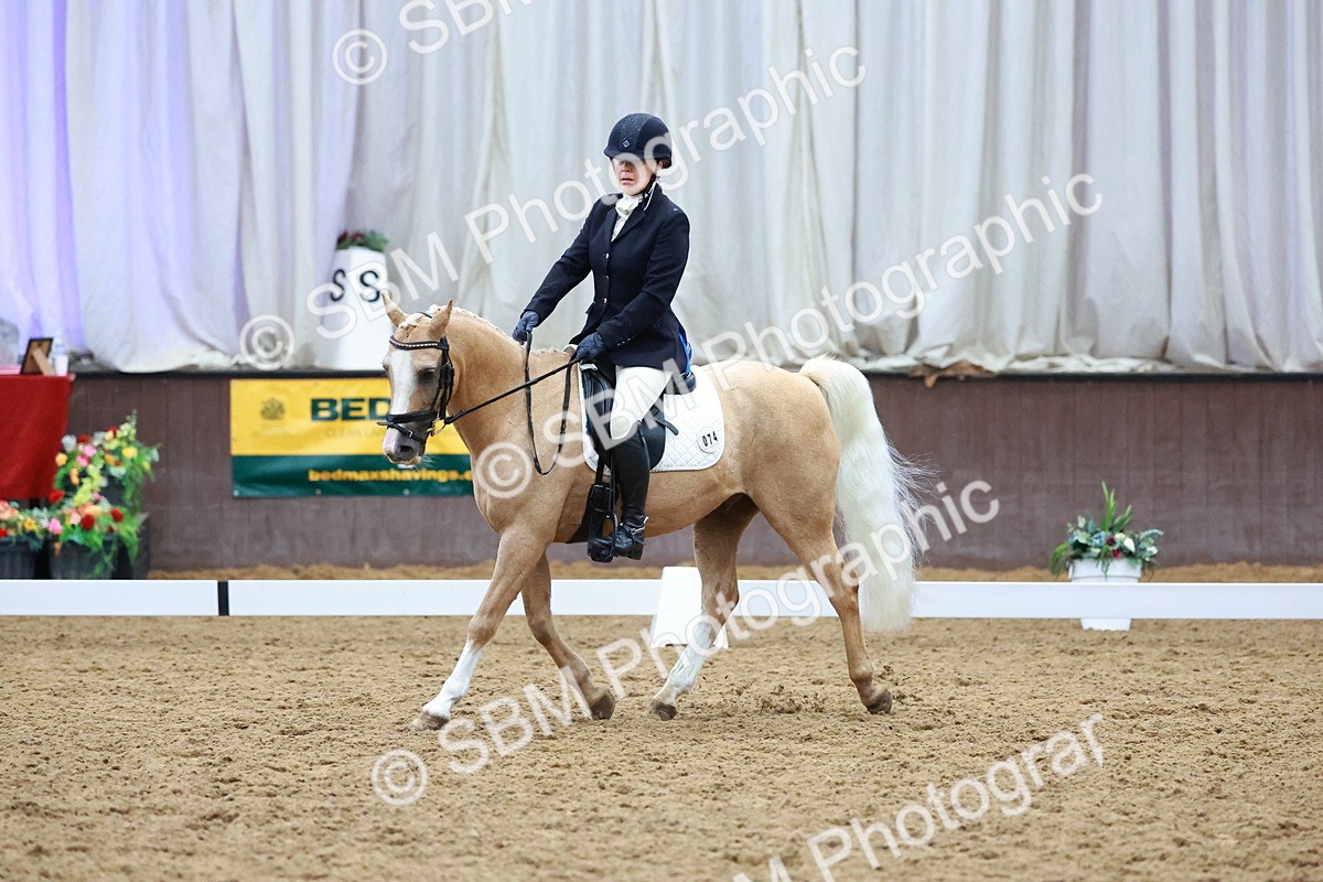 SBM_004285 - Class 12 - E2 Championship - 14.50-15.53