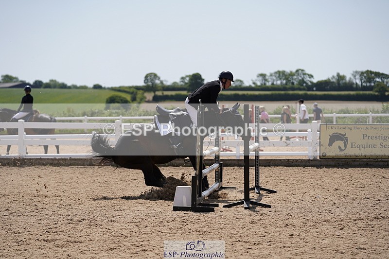 230528A-130056-07203 - Cls 33 95cm Amateur Quali