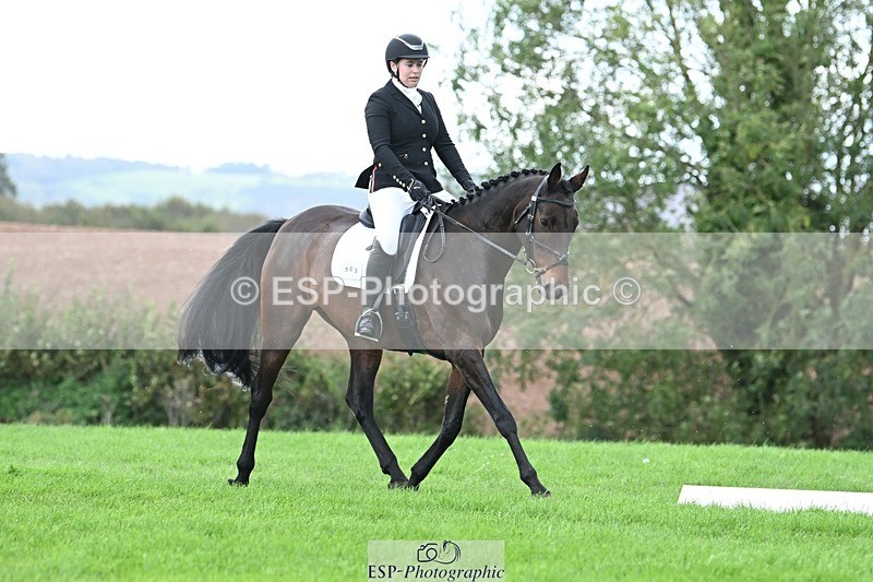 231020-151351-11108 - 503-JAGUAR.MAID-Isobel.Lole-DR