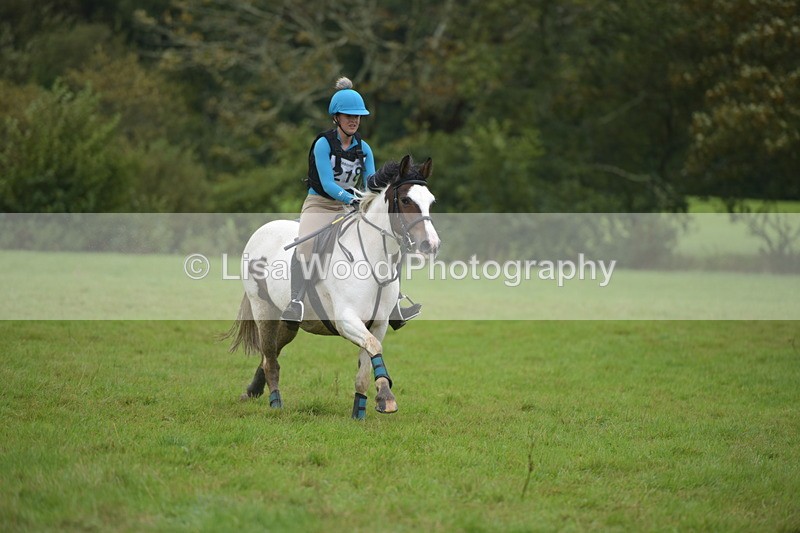 RAY_9640 - Class 2: 70cm: Corner