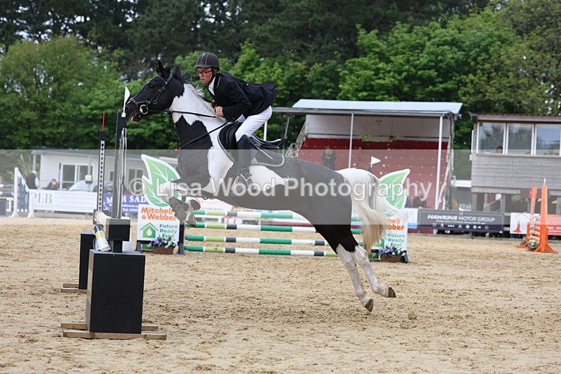 3E7A6515 - Class 4: Senior British Novice/90cm open