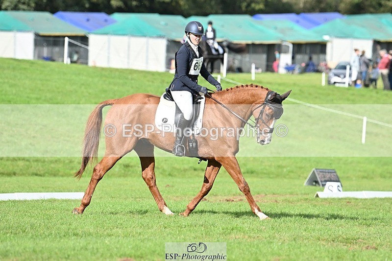 231020-141037-10839 - 663-GROOVY.GUY-Hannah.Watson-DR