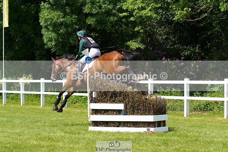 230528-140124-17644 - 469-WELLFIELDS_LINCOLN-Susie_Berry-XC