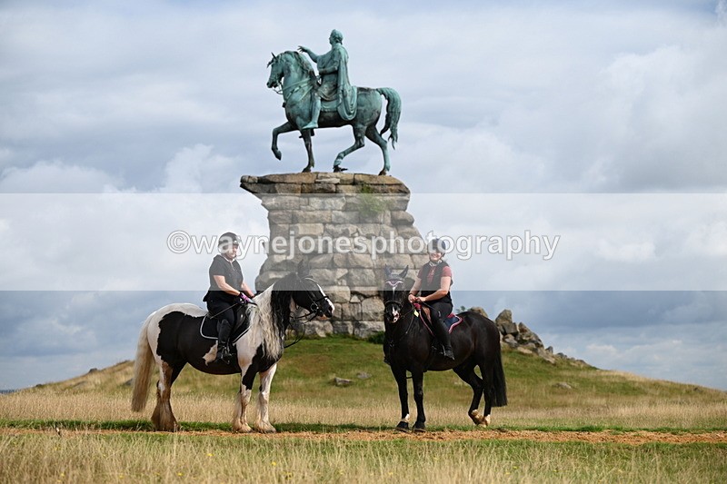 DSC_4085 - Time at Statue 09:50 to 11:09