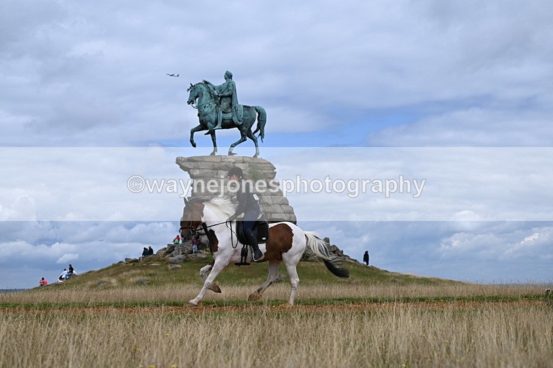 DSC_6968 - Time at Statue 12:45 to 13:15
