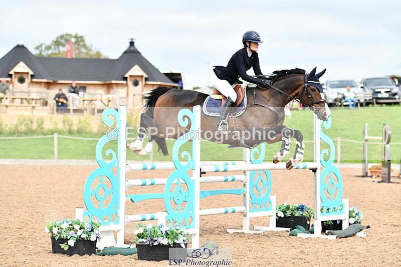 240915A-124308-09963 - Cls 27 Snr 1.05m & 1.10m GP