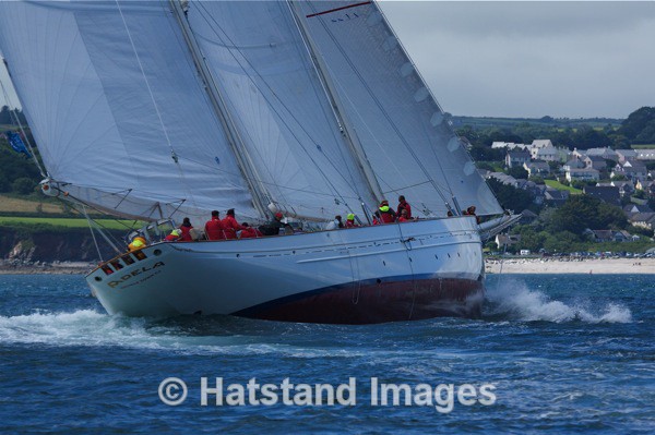 Hard to starboard - On the sea