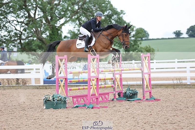 250625-160337-01607 - Cls 6 Foxhunter and 1.20m Open
