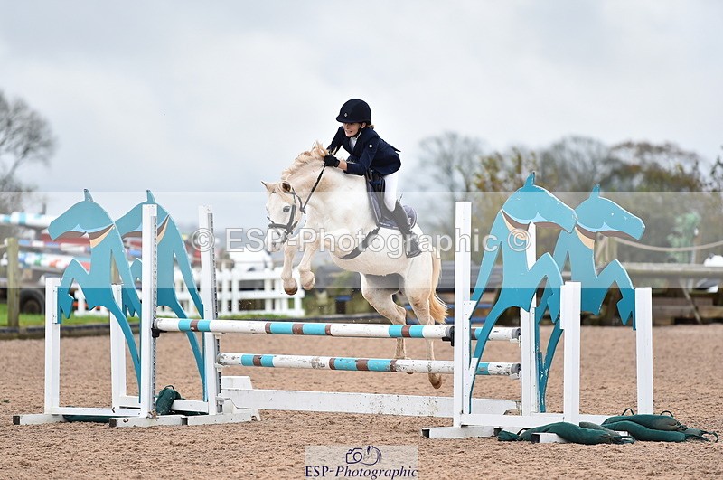 231118A-110924-01198 - Cls 20+21 Club and Schools 80cm