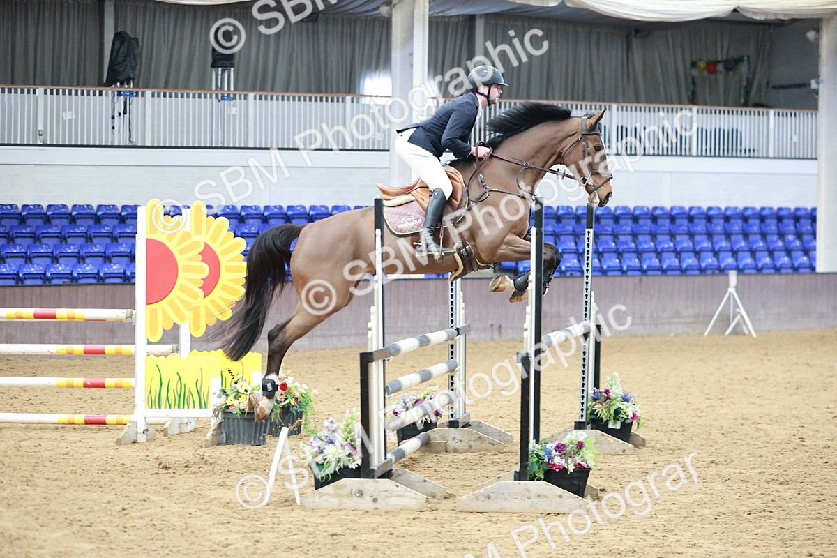 SBM_000910 - Class 4 - Senior Newcomers - 1.10m