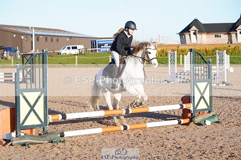 250125-101938-00933 - Clear Round 40cm and 50cm