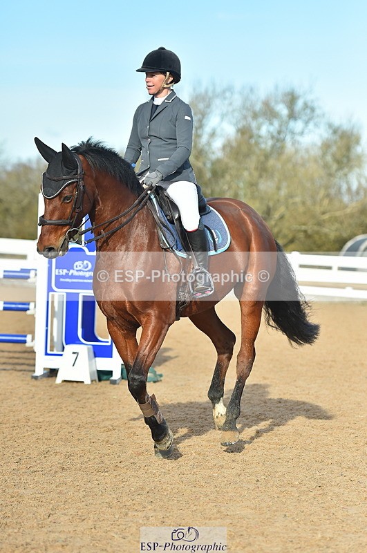 231111A-111638-01606 - Cls 11 Snr 1.05m Open