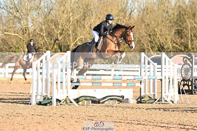 241208-093951-01529 - Cls 18 Bliss of London Novice Champ Q