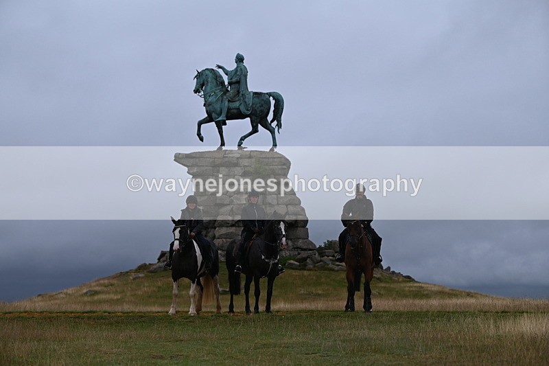 DSC_2698 - Time at Statue 12:34 to 12:56