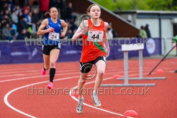 Opener25-923977 - Track Female